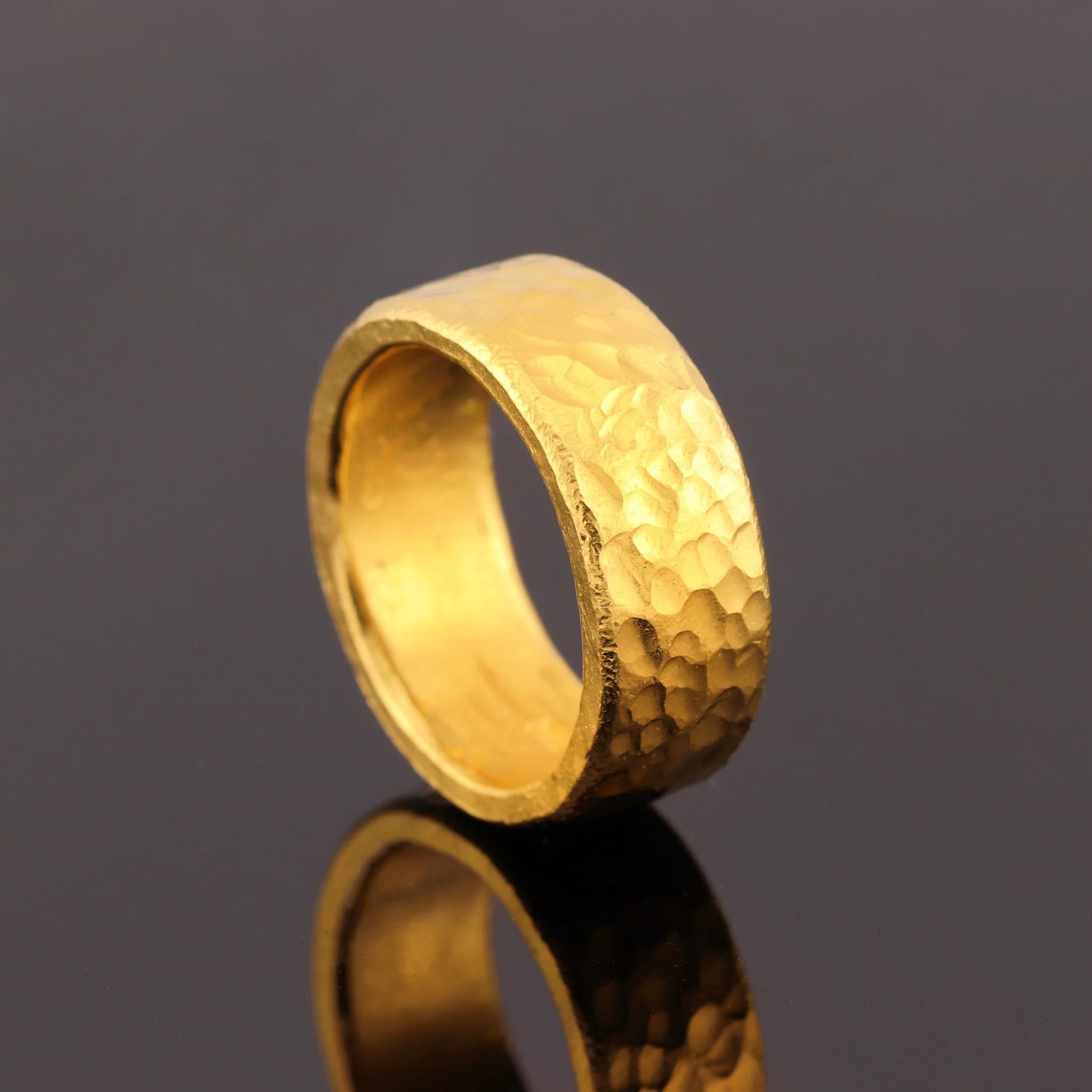 10mm 2oz Hammered Flat Band - Image 9