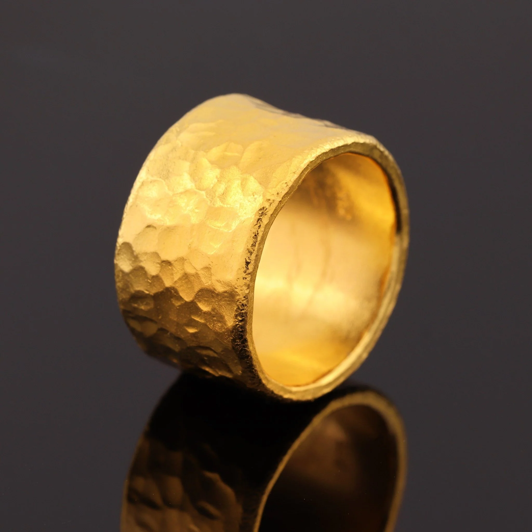 13mm 1oz Hammered Flat Band - Image 3
